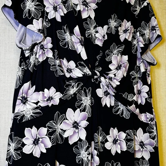 Jessica Howard Navy Blue Dress with Purple and White Flowers size 14W - Picture 2 of 12